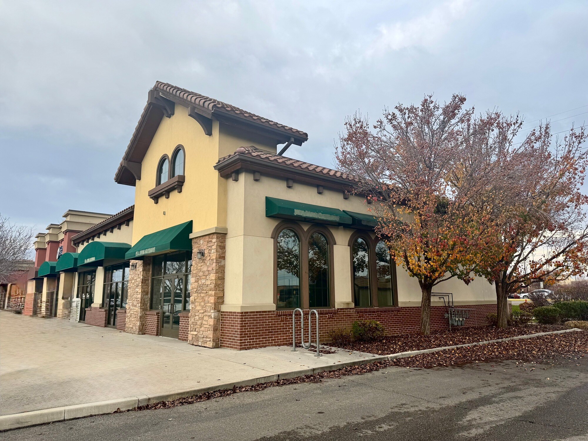 2847 N Eagle Rd, Meridian, ID à louer Photo du bâtiment- Image 1 de 10