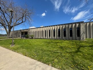 Plus de détails pour 3940 Porett Dr, Gurnee, IL - Industriel à vendre