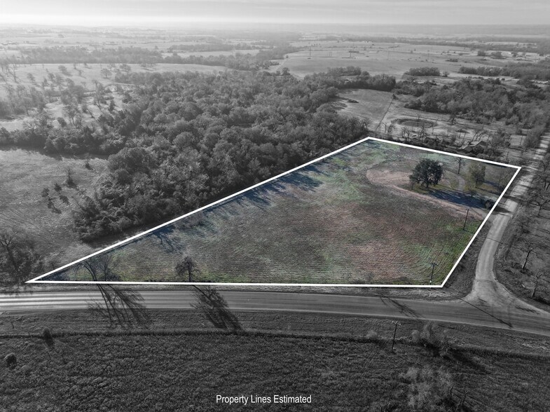 1746 Wendt Rd, Bellville, TX à vendre - Photo du bâtiment - Image 2 de 10