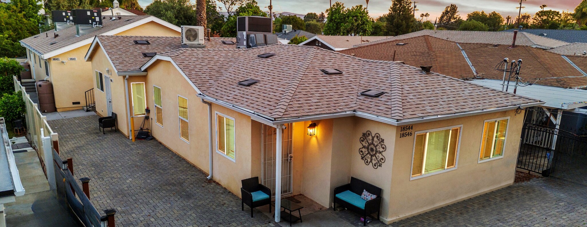 18544 Bryant St, Northridge, CA for sale Primary Photo- Image 1 of 1