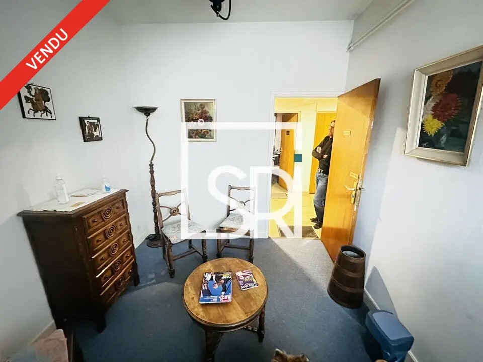 Office in Clermont-Ferrand for sale Building Photo- Image 1 of 11