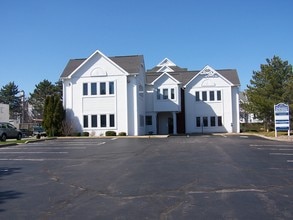 21 Union Hill Dr, Spencerport, NY à louer Photo du bâtiment- Image 1 de 9