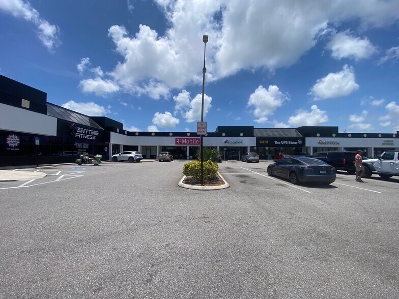 4701-4949 34th St S, Saint Petersburg, FL à louer - Photo du bâtiment - Image 2 de 8