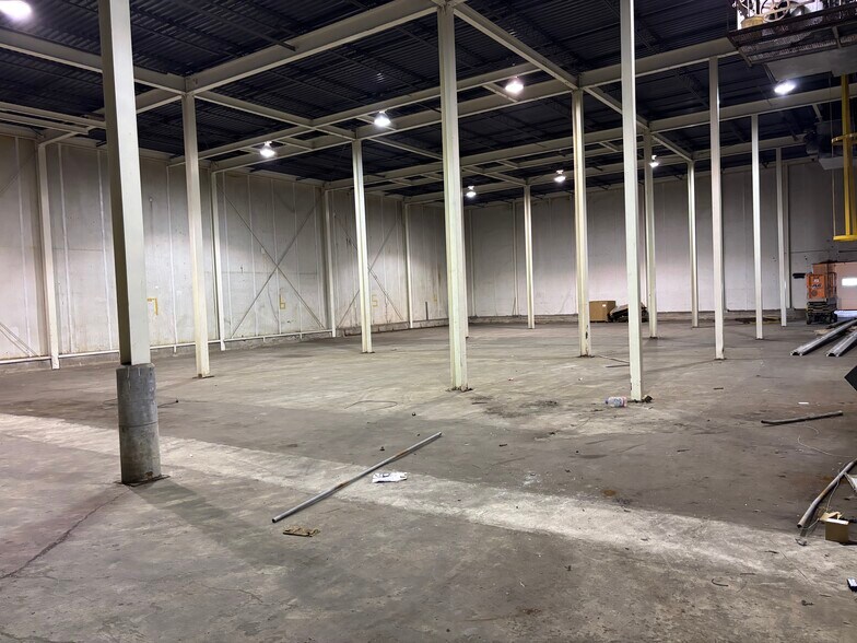 2000 N Elm St, Muncie, IN à vendre - Photo du bâtiment - Image 2 de 10