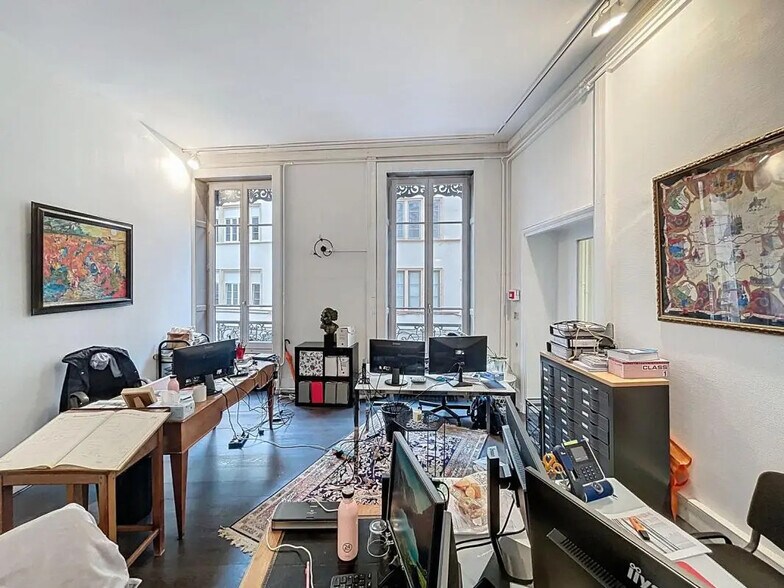 40 Rue Président Edouard Herriot, Lyon for lease - Interior Photo - Image 3 of 8