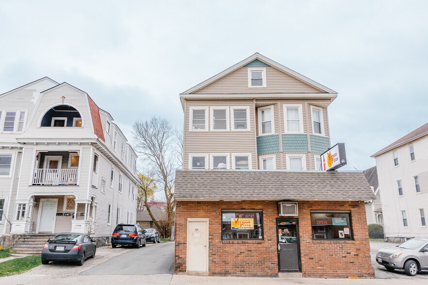 143-147 Vernon Street, Worc. portefeuille de 2 propriétés à vendre sur LoopNet.ca - Photo du bâtiment - Image 3 de 25