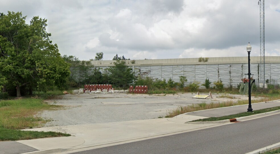 1032 N Rangeline Rd, Carmel, IN à vendre - Photo du bâtiment - Image 3 de 4