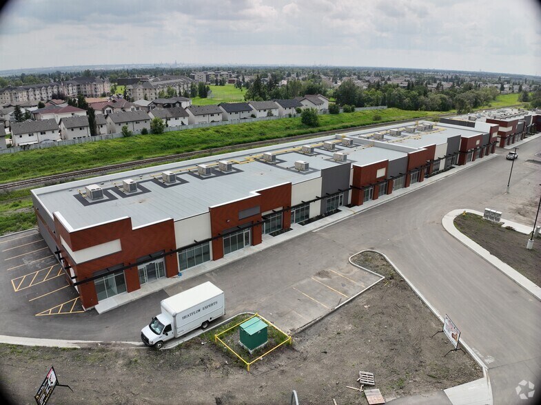 3325 153rd Ave, Edmonton, AB à vendre - Communauté Matterport - Image 2 de 19