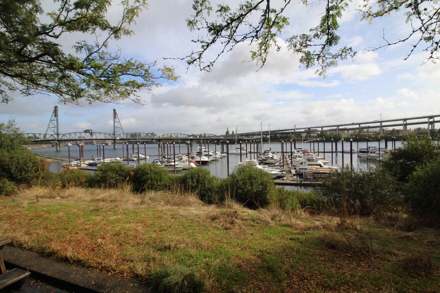 315 S Montgomery St, Portland, OR for lease - Building Photo - Image 2 of 8