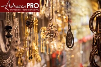 Plus de détails pour Commerce de détail à louer