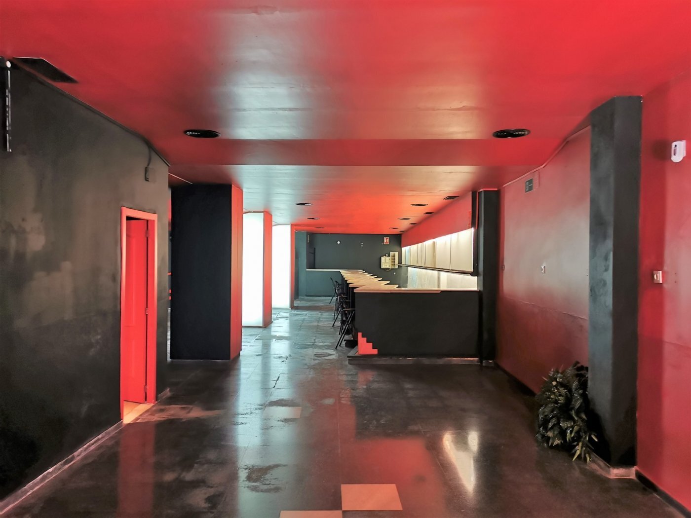 Retail in Ontinyent, Valencia for lease Building Photo- Image 1 of 13