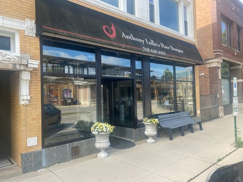 719-723 South Blvd, Oak Park, IL for lease - Building Photo - Image 2 of 8