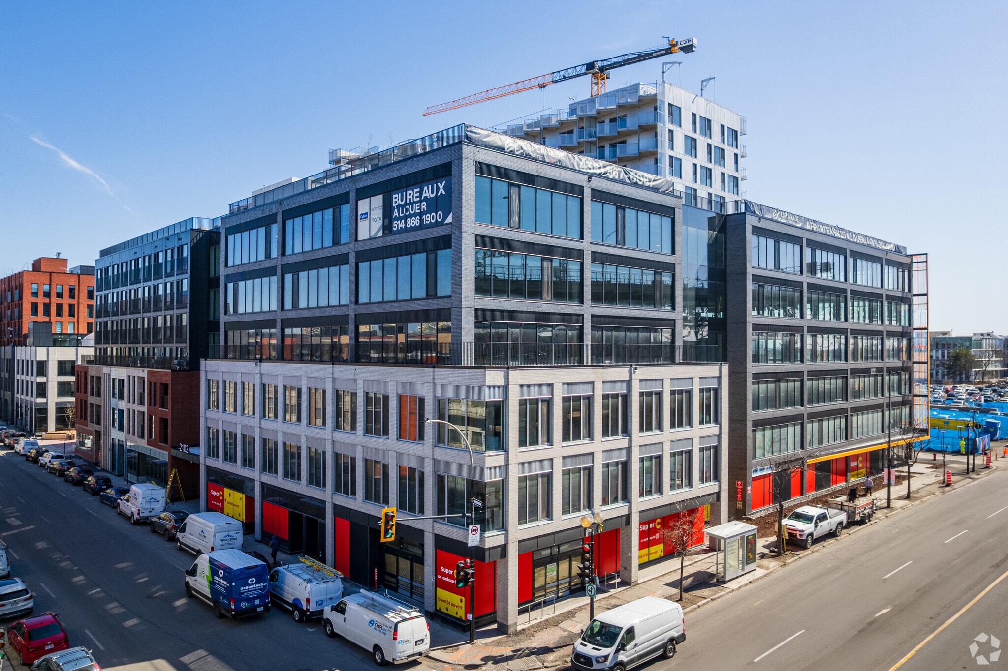 2102-2118 Rue Sainte-Catherine E, Montréal, QC for lease Building Photo- Image 1 of 4