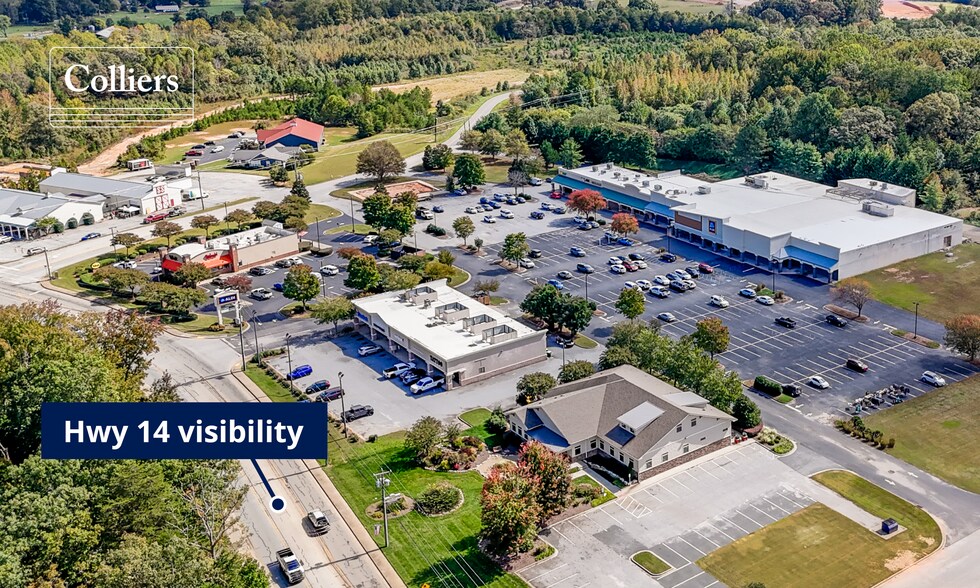 1750 E Highway 14, Landrum, SC à louer - Photo du bâtiment - Image 3 de 15