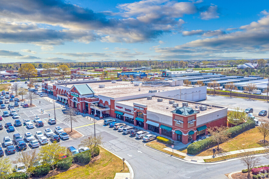 6600 Old Charlotte Hwy, Indian Trail, NC for lease - Building Photo - Image 2 of 3