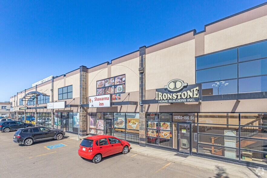 13103-13127 156th St, Edmonton, AB à vendre - Photo du bâtiment - Image 2 de 5