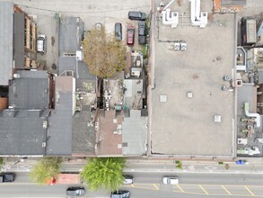676 Bloor St W, Toronto, ON - AÉRIEN  Vue de la carte - Image1