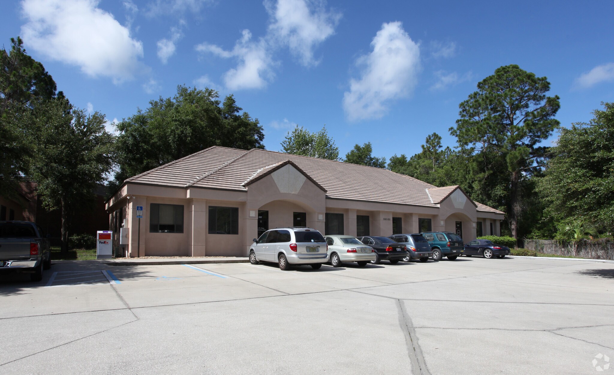 3560 Cardinal Point Dr, Jacksonville, FL à vendre Photo principale- Image 1 de 1