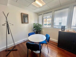 Plus de détails pour Bureau à vendre