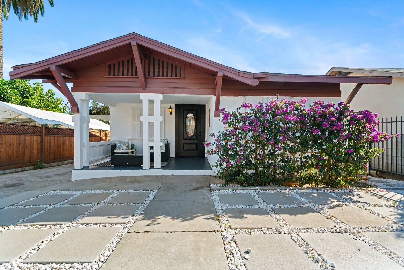 3206 W 27th St, Los Angeles, CA for sale Primary Photo- Image 1 of 60