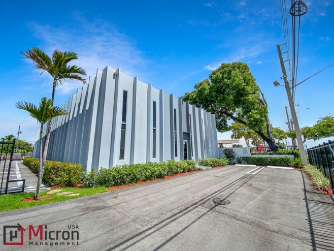 2351 N Dixie Hwy, Pompano Beach, FL for lease - Building Photo - Image 2 of 15