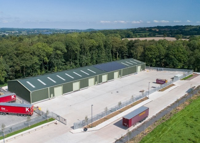 Plus de détails pour Bridwell Ave, Uffculme - Industriel à louer