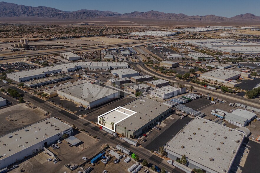 4530 Andrews St, North Las Vegas, NV à louer - Photo du bâtiment - Image 3 de 5