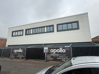 Plus de détails pour 8-9 Station Clos, Potters Bar - Industriel à vendre