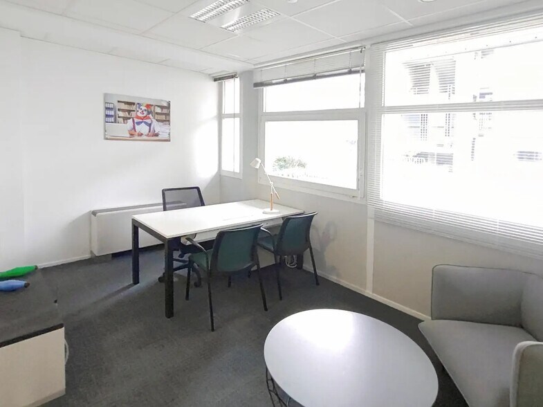 5 Avenue Carnot, Massy for lease - Interior Photo - Image 2 of 25