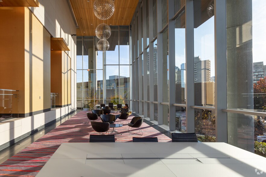 4515 Central Blvd, Burnaby, BC à louer - Photo intérieure - Image 3 de 13