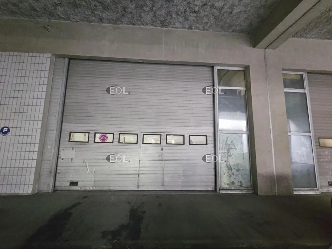 Flex in Ivry-sur-Seine for lease Building Photo- Image 1 of 14