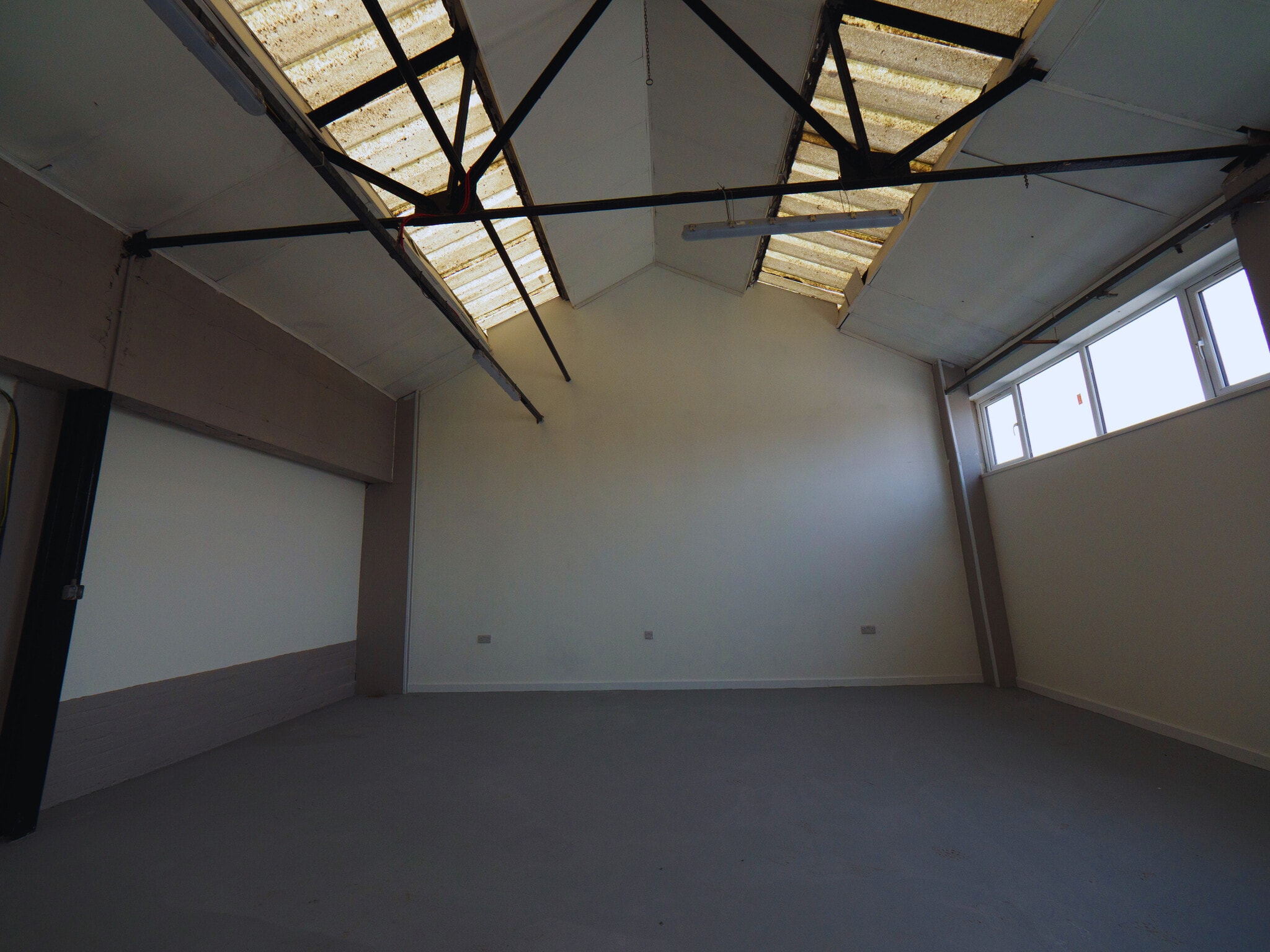 Lawley St, Stoke On Trent for lease Interior Photo- Image 1 of 4