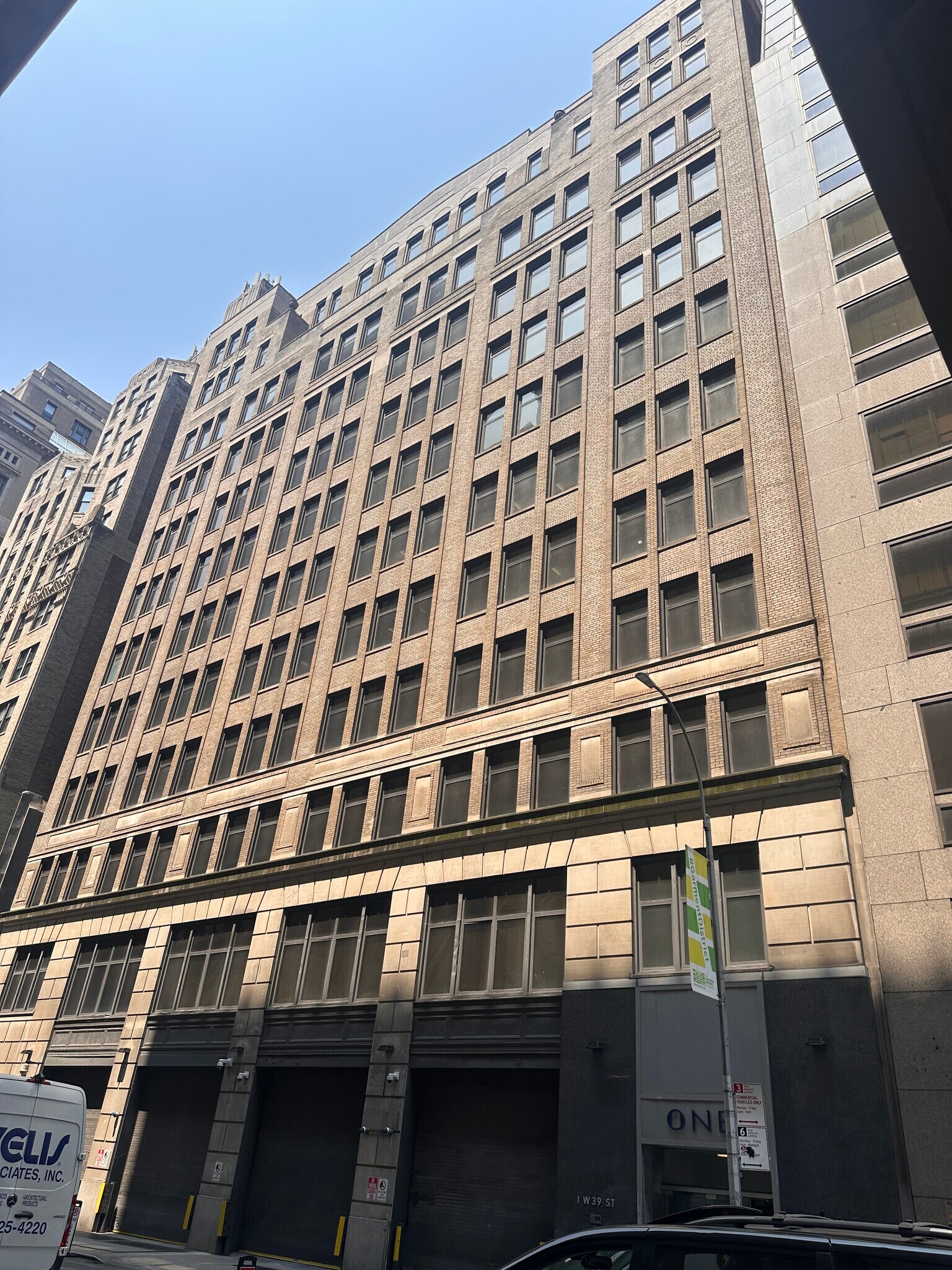 1 W 39th St, New York, NY for lease Primary Photo- Image 1 of 2