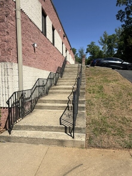 2712 Richmond Hwy, Stafford, VA for lease - Building Photo - Image 2 of 10
