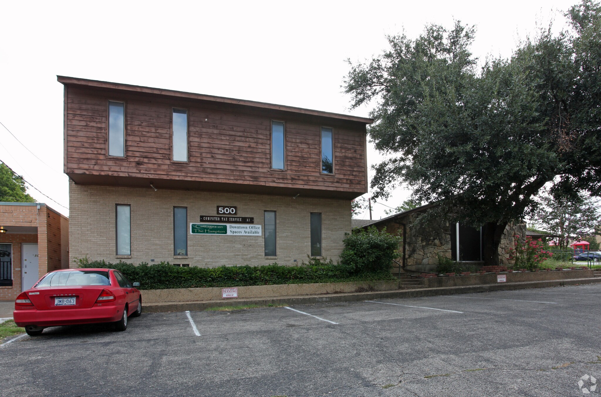 500 N Hampton Rd, DeSoto, TX à louer Photo principale- Image 1 de 11