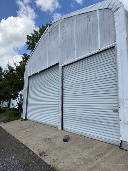731 Cockerham Ln, Exton, PA for lease - Building Photo - Image 2 of 9