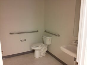 3654-3656 S Irby St, Florence, SC for lease Interior Photo- Image 2 of 6