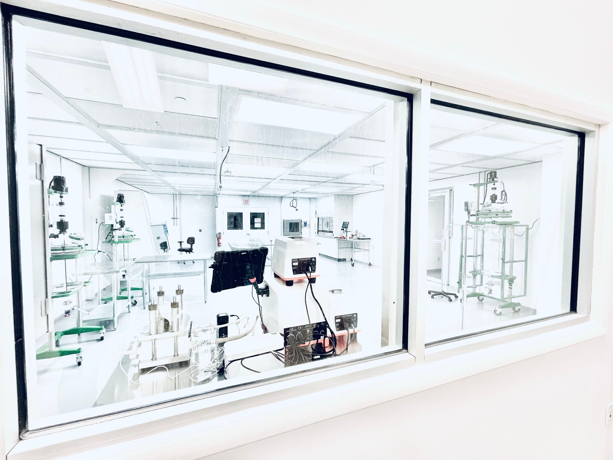 1 Deer Park Dr, Monmouth Junction, NJ à louer Photo intérieure- Image 1 de 14