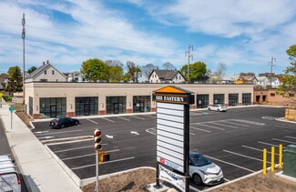 Plus de détails pour 888 Eastern Ave, Malden, MA - Bureau/Commerce de détail à louer