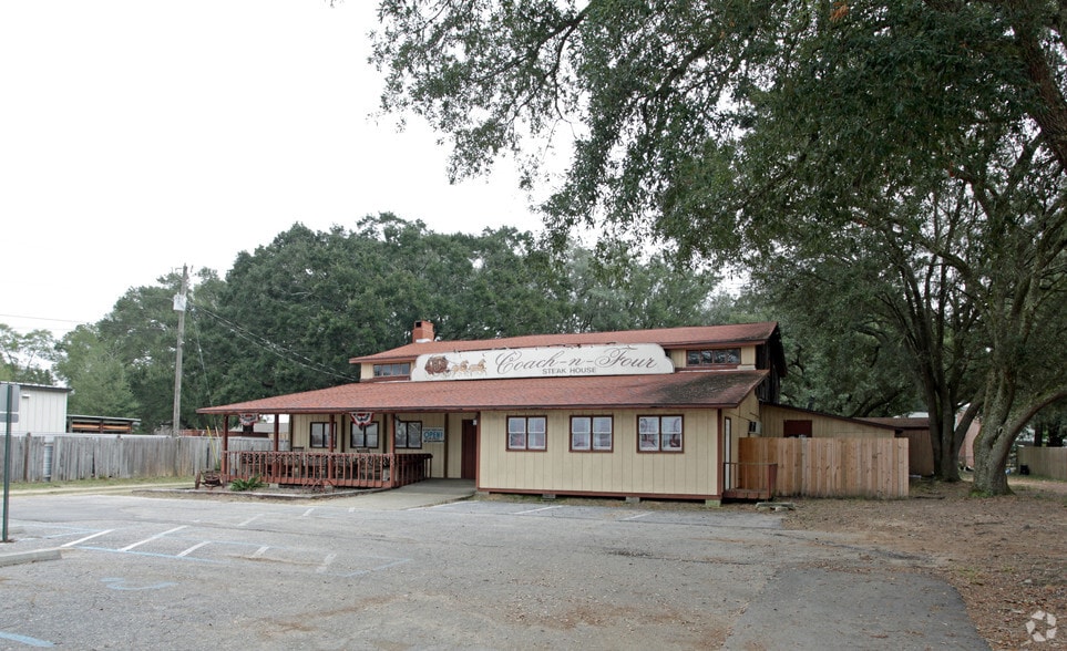 7445 Pine Forest Rd, Pensacola, FL for sale - Building Photo - Image 3 of 13