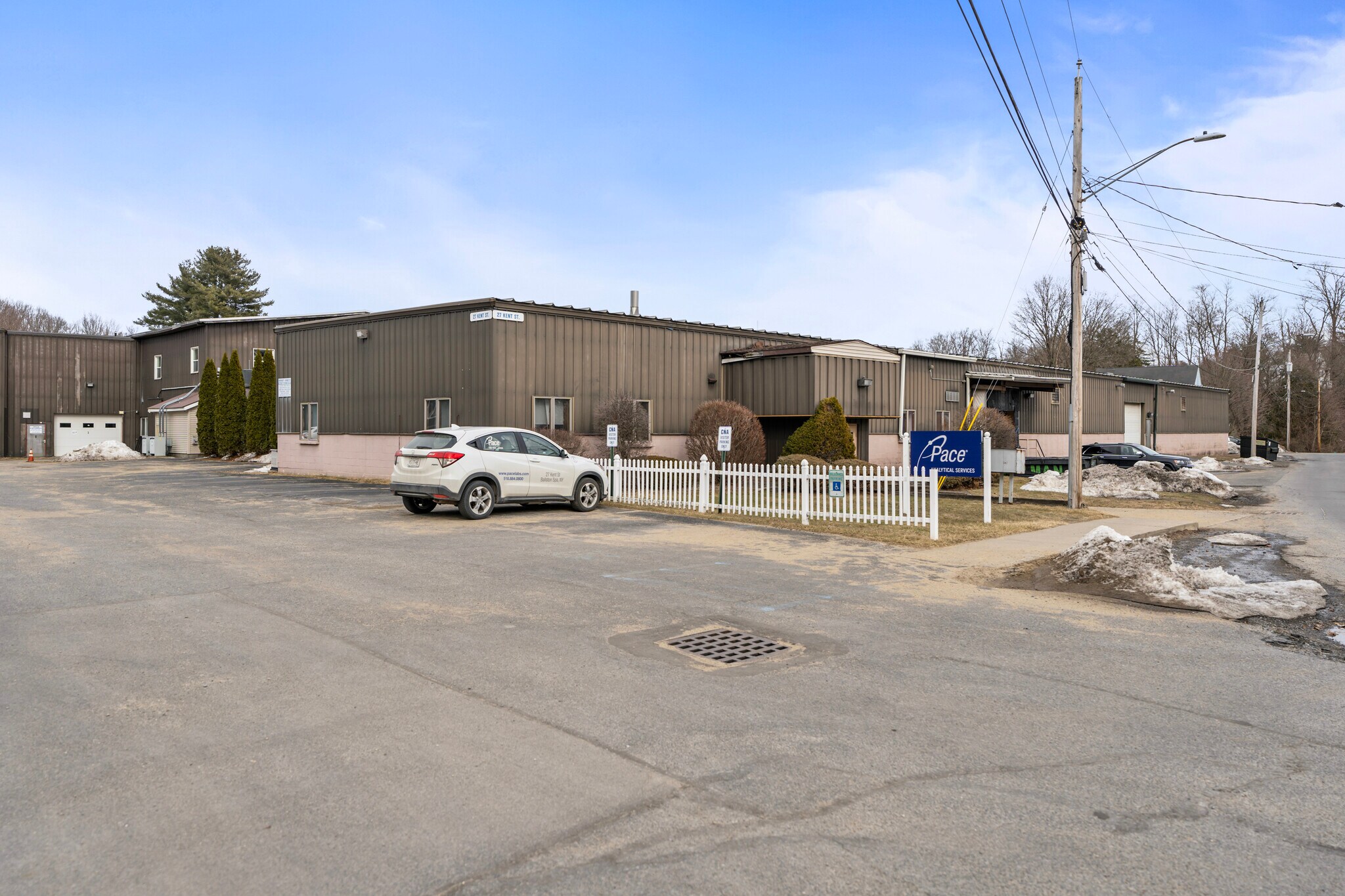 27 Kent St, Ballston Spa, NY à vendre Photo du bâtiment- Image 1 de 1