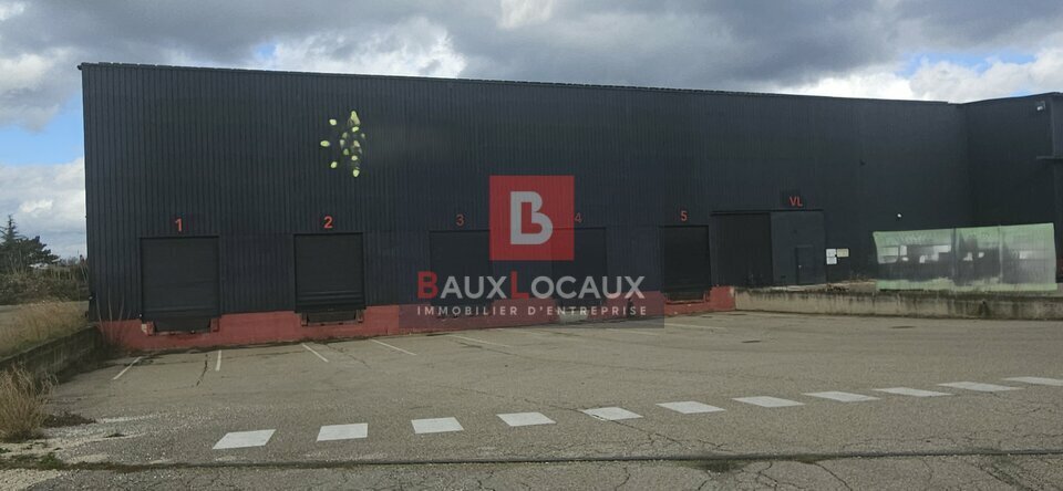 Industrial in L'Isle-sur-la-Sorgue for lease - Building Photo - Image 3 of 8