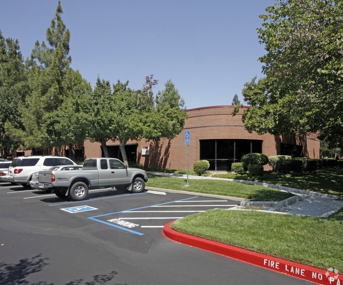 3330 Data Dr, Rancho Cordova, CA for lease - Building Photo - Image 2 of 3