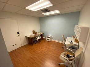 301 Almeria Ave, Coral Gables, FL for lease Interior Photo- Image 2 of 4