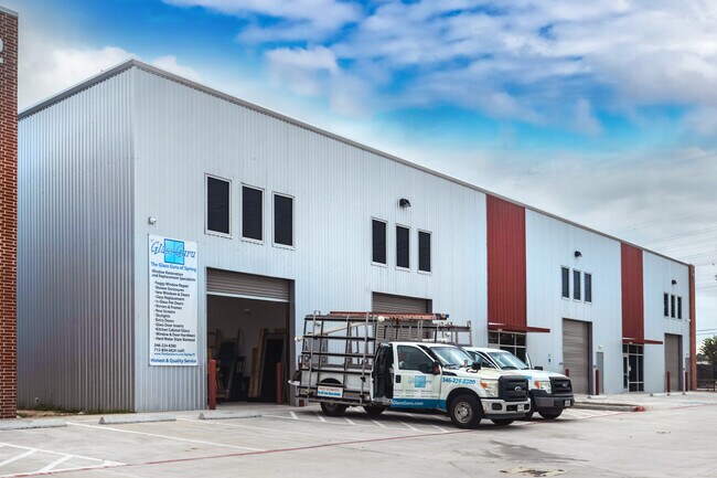 Plus de détails pour 22131 Rothwood Rd, Spring, TX - Local d'activités à louer