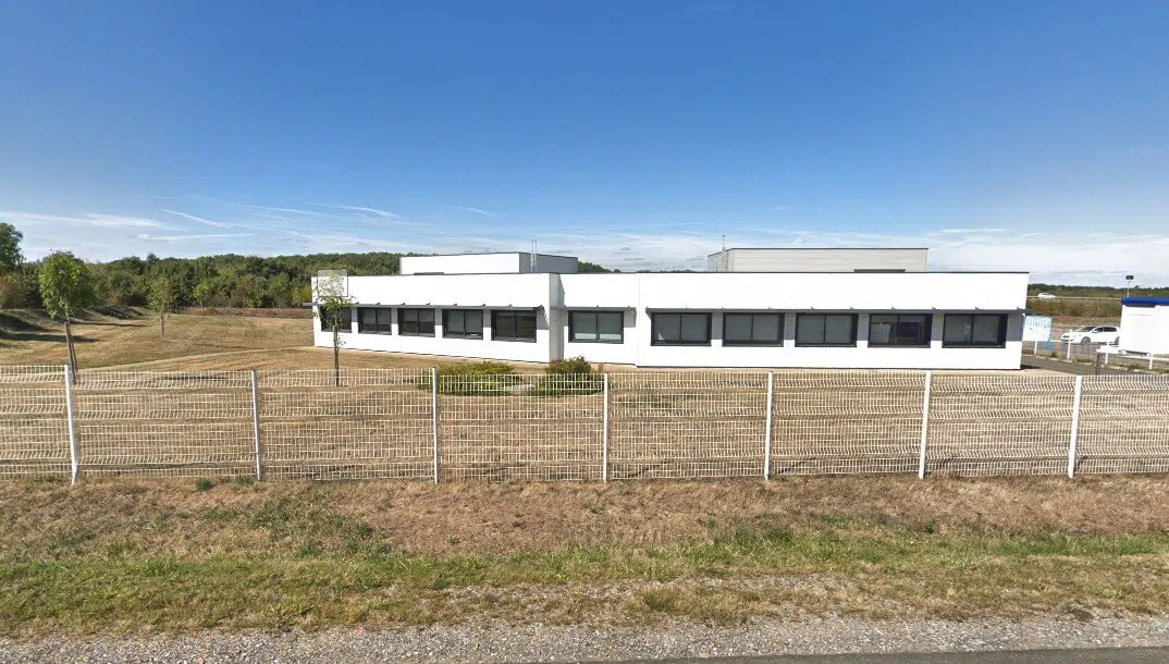 Bureau dans Saint-Léger-de-Linières à vendre Photo du bâtiment- Image 1 de 5