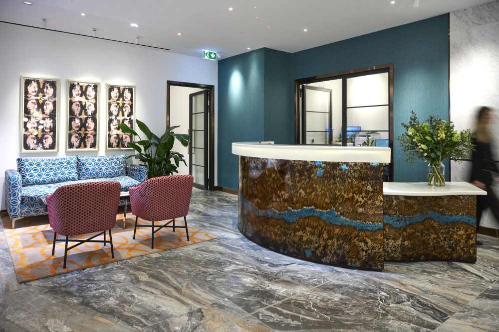 16 Berkeley St, Londres à louer Photo intérieure- Image 1 de 5