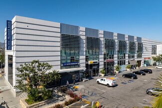 Plus de détails pour 110 S Fairfax Ave, Los Angeles, CA - Bureau à louer
