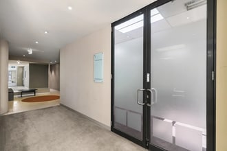 22 Saint Kilda Rd, St Kilda for lease Interior Photo- Image 2 of 4