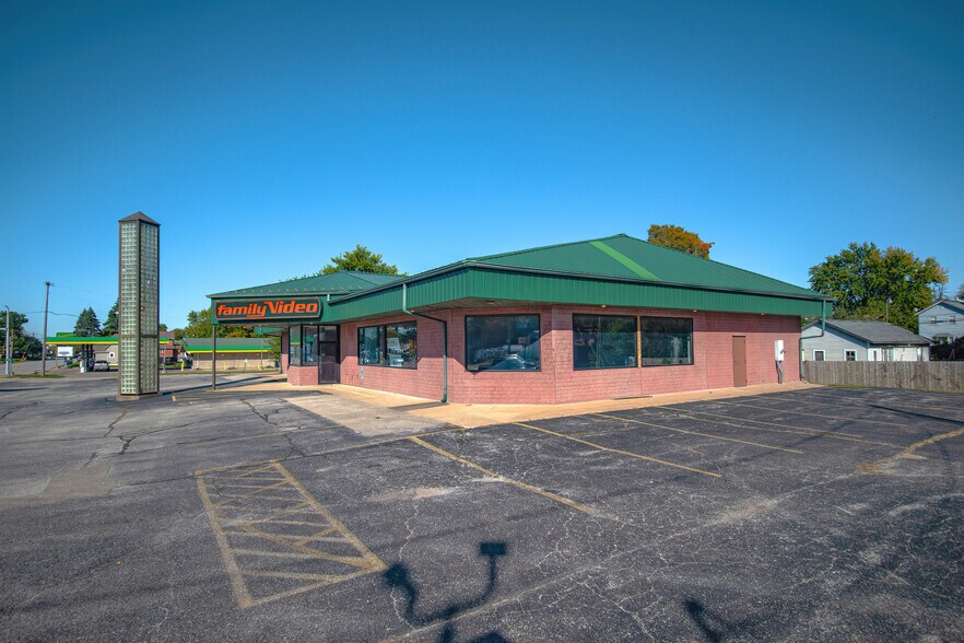 509 N Main St, Monmouth, IL à louer - Photo du bâtiment - Image 2 de 7